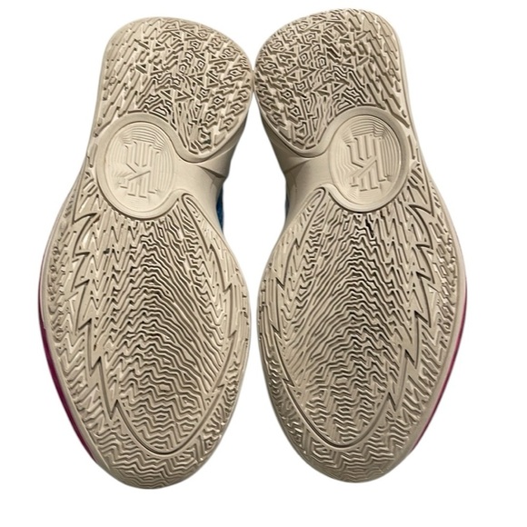 Nike Kyrie Low 5 Community Basketball Shoes Multi Color  SZ 8.5 - Picture 6 of 8